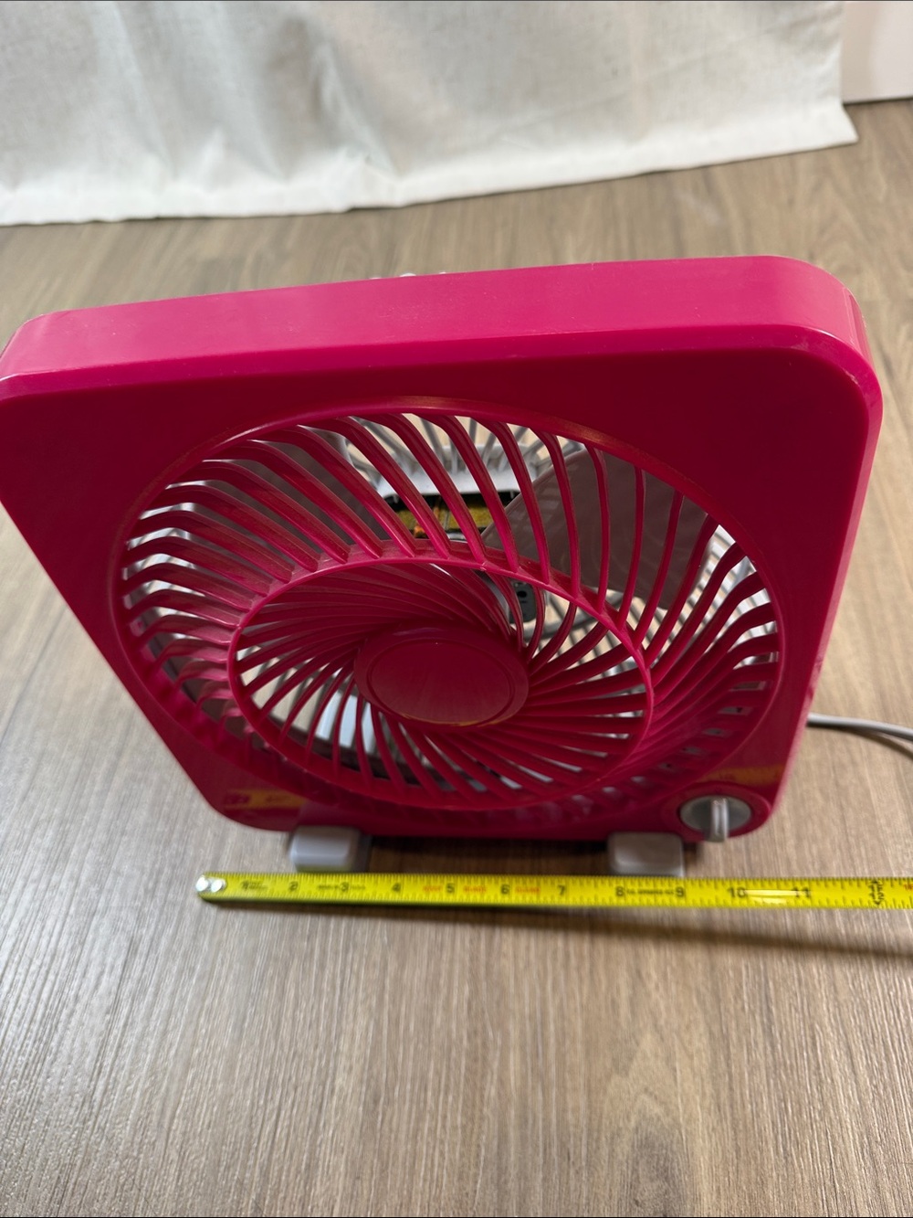 Pink Portable Table Fan - Picture 4 of 8